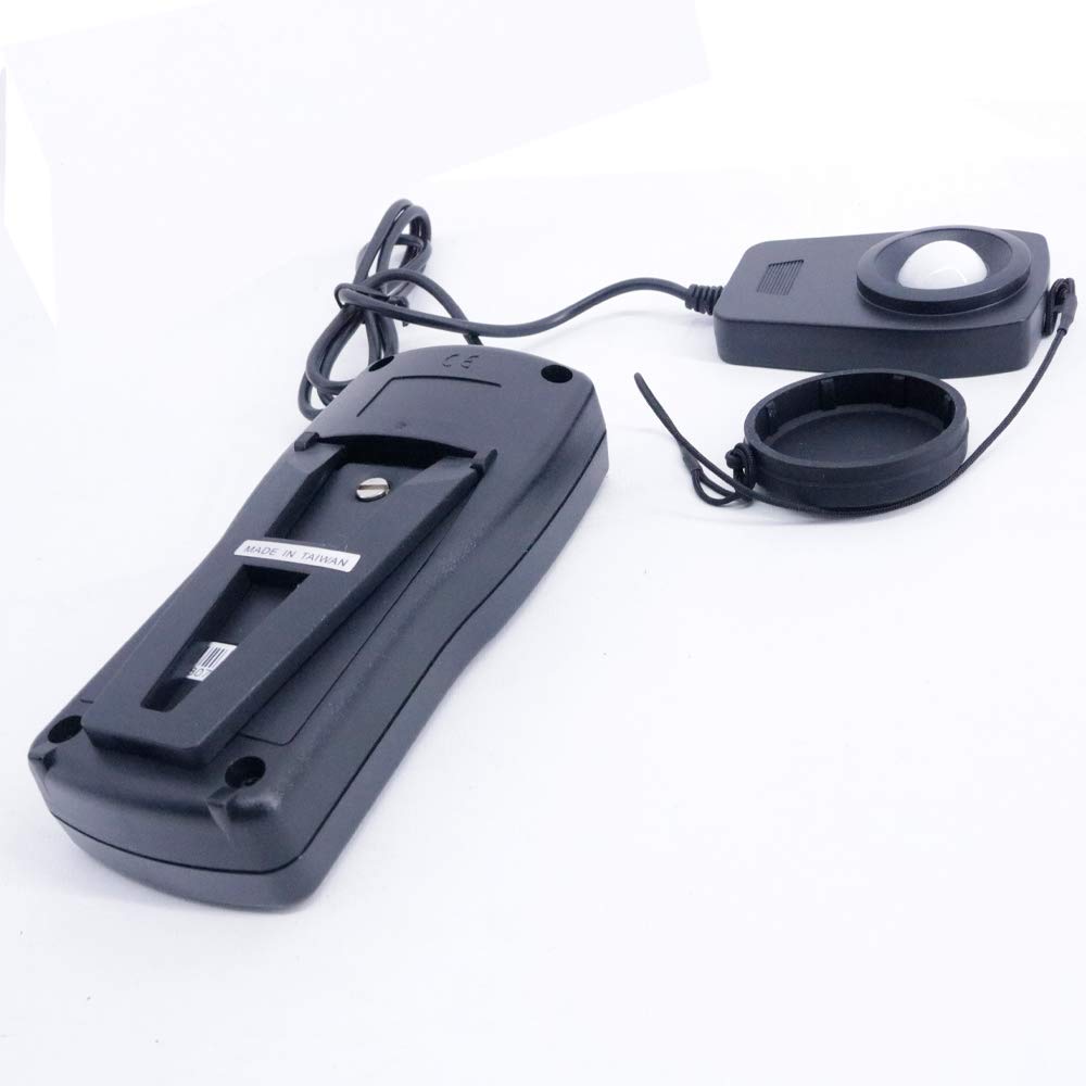 Graigar TES-136 Color illuminometer Chroma Meter 0.1 to 99990 lx Light Color Temperature TES136 Digital Luxmeter LCD Display Light Meter Environmental Testing Illuminometer